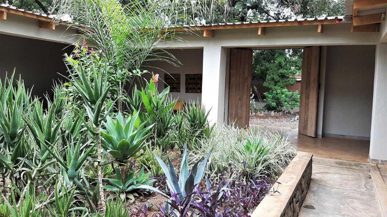 Mitengo House Lilongwe Buitenkant foto
